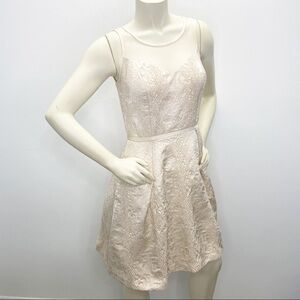 Aidan Mattox Sleeveless Cream Cocktail Dress Sz 6
